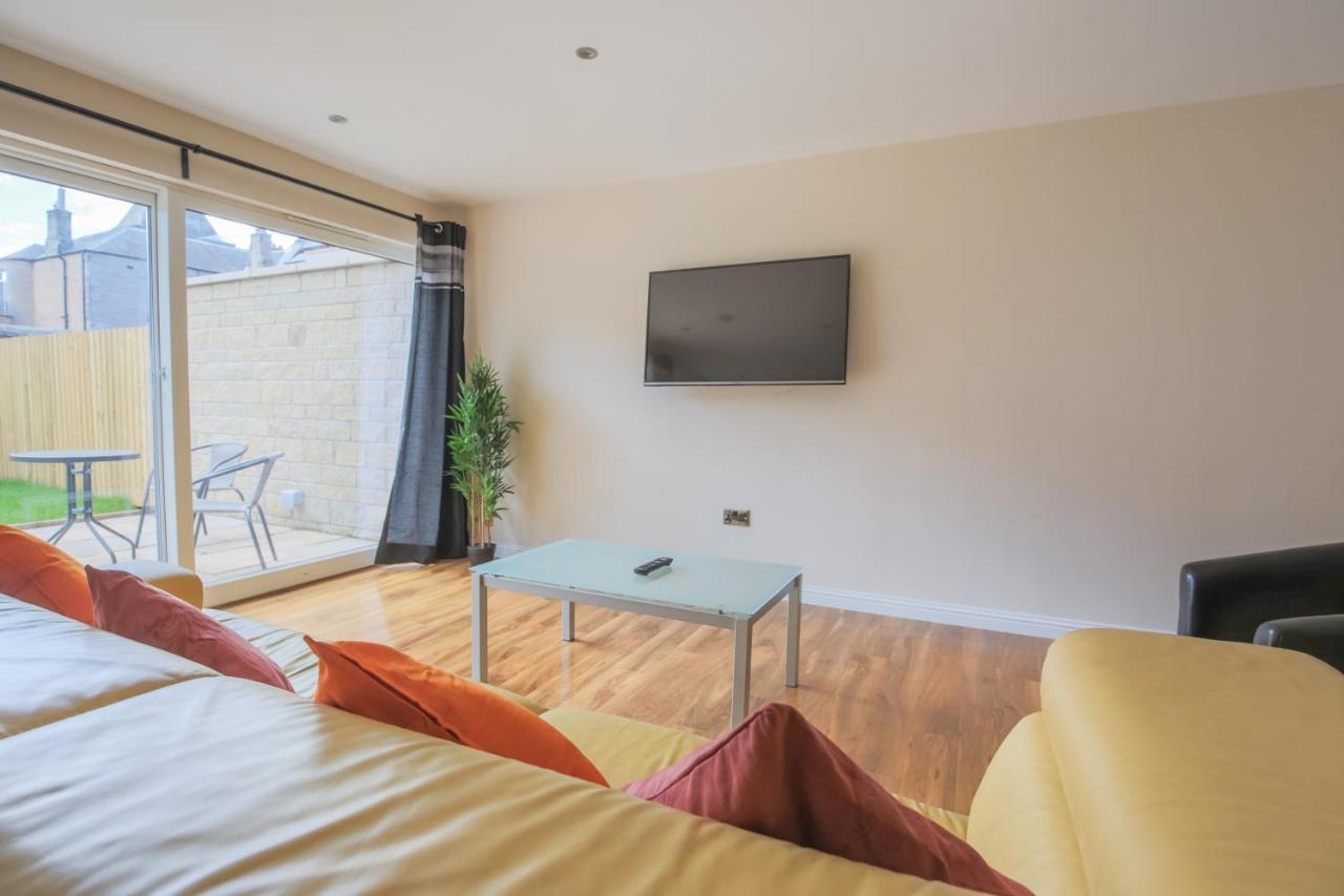 Stylish Modern Newly Built Apartment 15 Min From City Centre EDI Kültér fotó